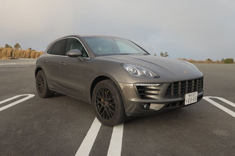 Porsche Macan S